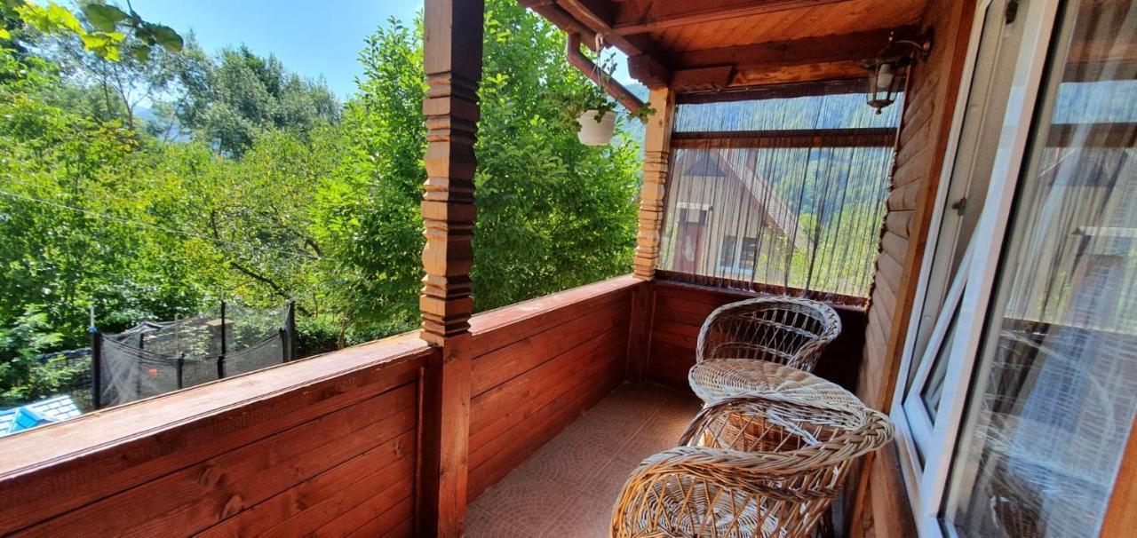 Casa Colt De Rai Villa Brezoi Luaran gambar
