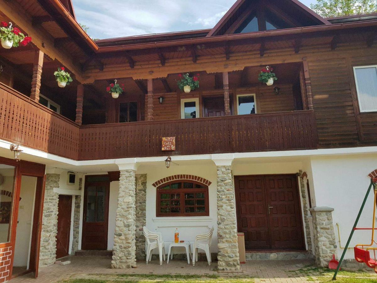 Casa Colt De Rai Villa Brezoi Luaran gambar